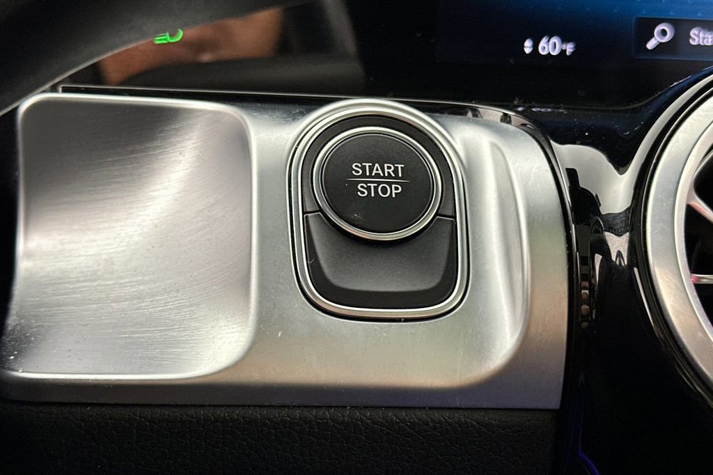 Certified 2023 Mercedes-Benz EQB 300 4MATIC image 28