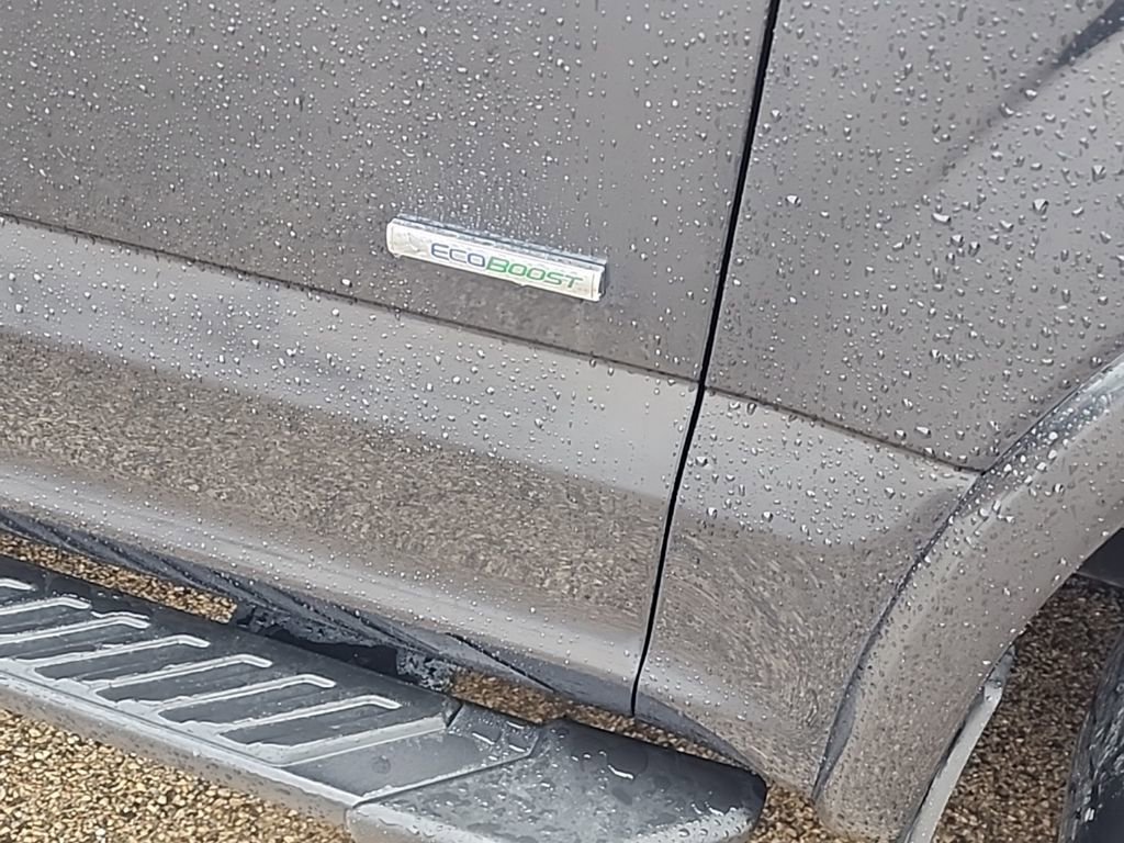 Used 2015 Ford F150 XLT w/ Equipment Group 301A Mid image 5