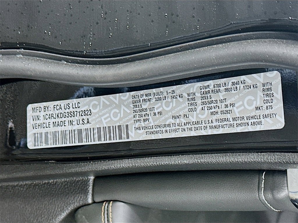 New 2025 Jeep Grand Cherokee L Overland w/ Luxury Tech Group IV image 19