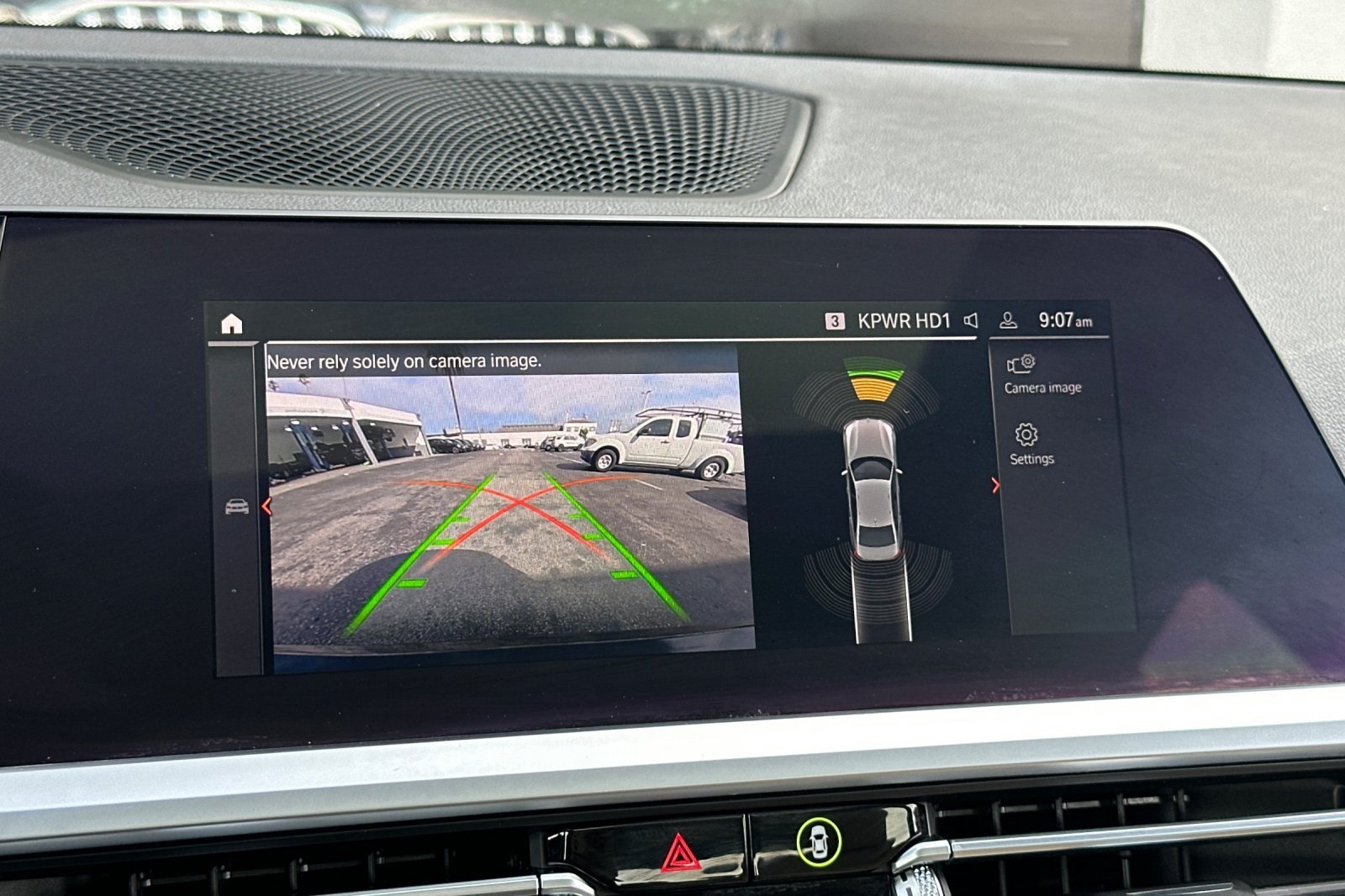 Used 2021 BMW 330i Sedan w/ Convenience Package RWD image 18