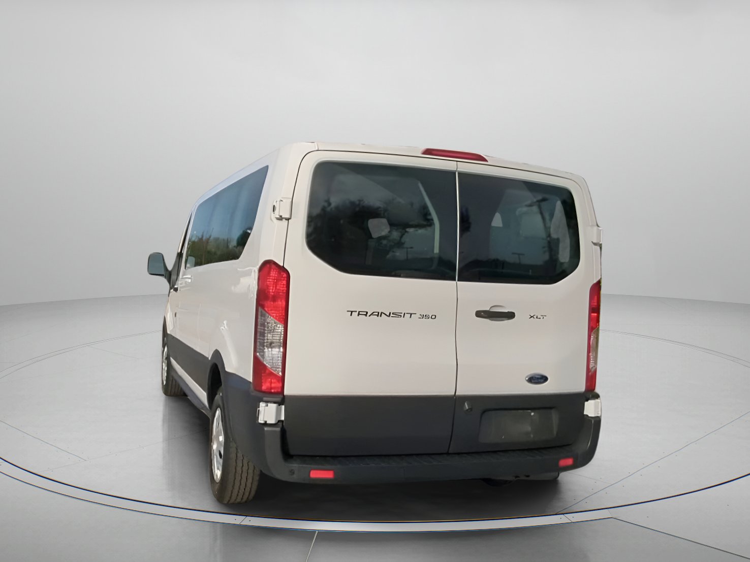 Certified 2022 Ford Transit 350 XLT image 22