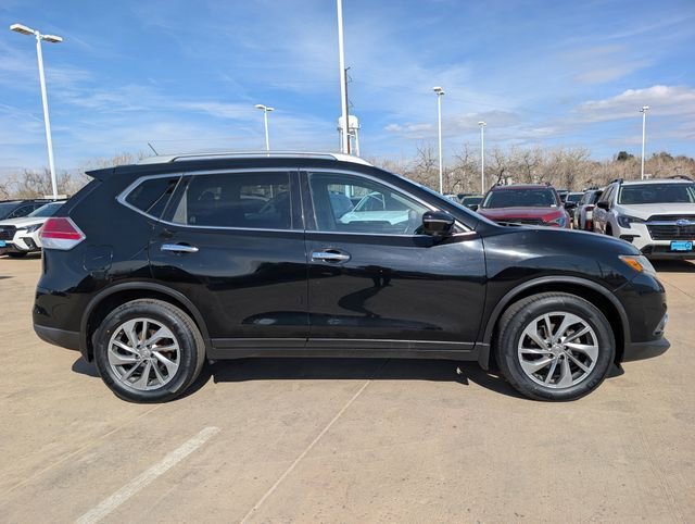 Used 2015 Nissan Rogue SL w/ SL Premium Package image 2