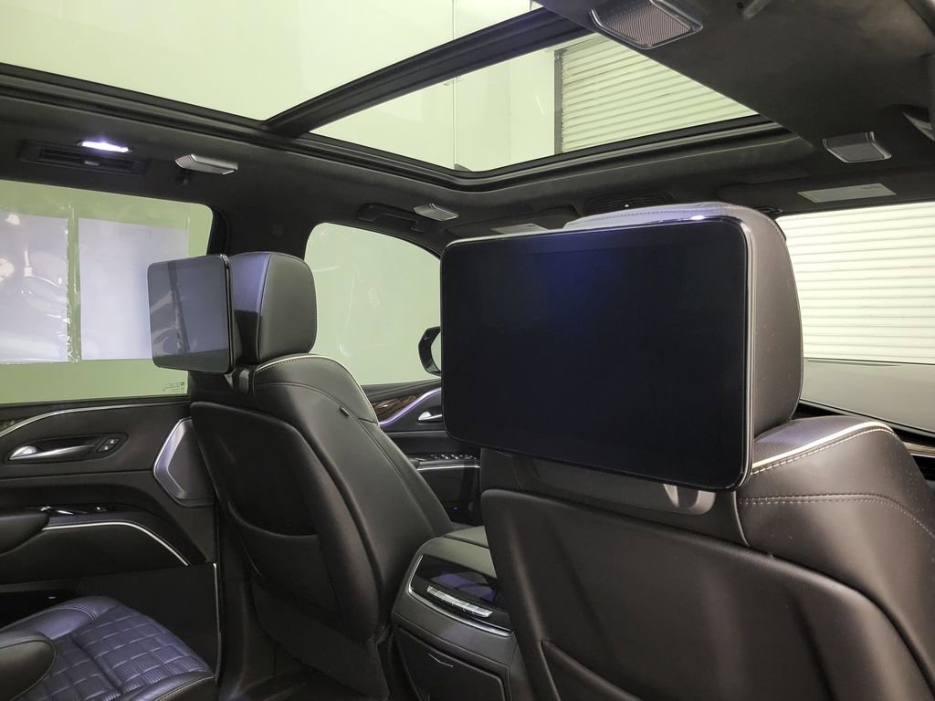 Used 2021 Cadillac Escalade Premium Luxury Platinum image 26