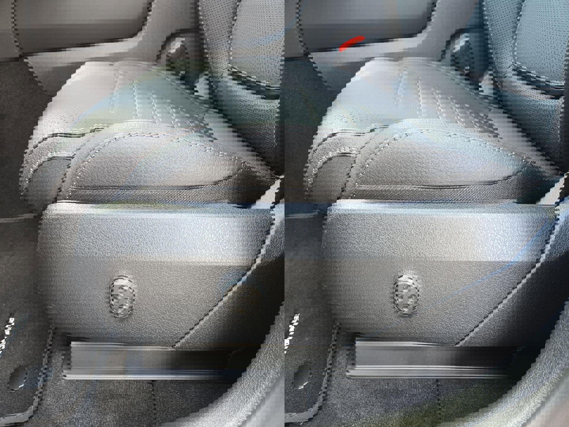 New 2026 Mercedes-Benz GLC 43 AMG 4MATIC image 17