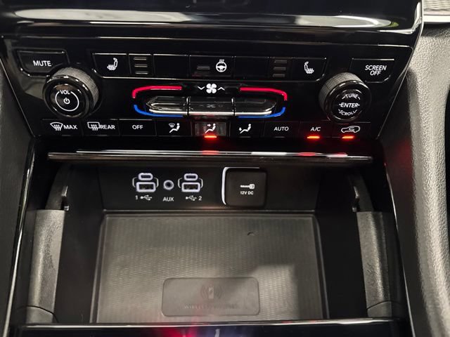 Used 2023 Jeep Grand Cherokee Altitude AWD/4WD image 41