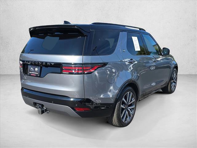 Certified 2024 Land Rover Discovery Dynamic SE image 5