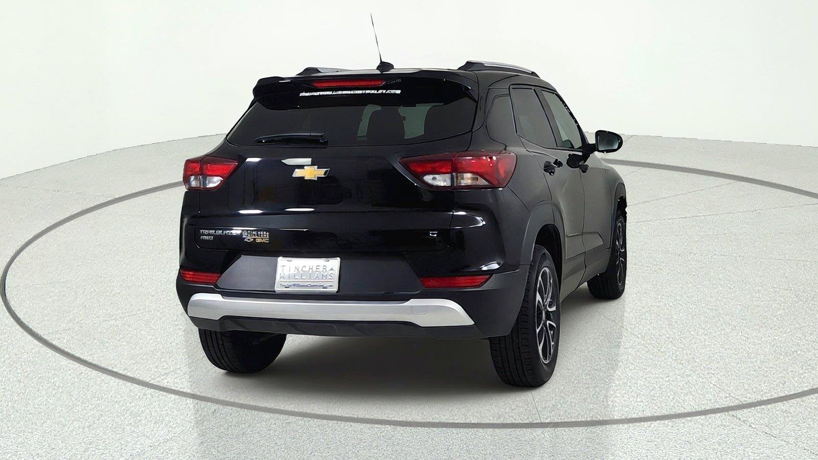 Used 2026 Chevrolet TrailBlazer LT AWD/4WD image 6