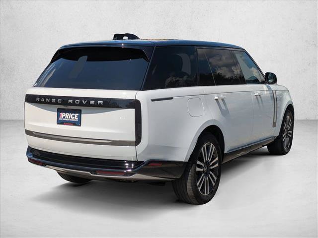 Used 2025 Land Rover Range Rover Long Wheelbase SE AWD/4WD image 5