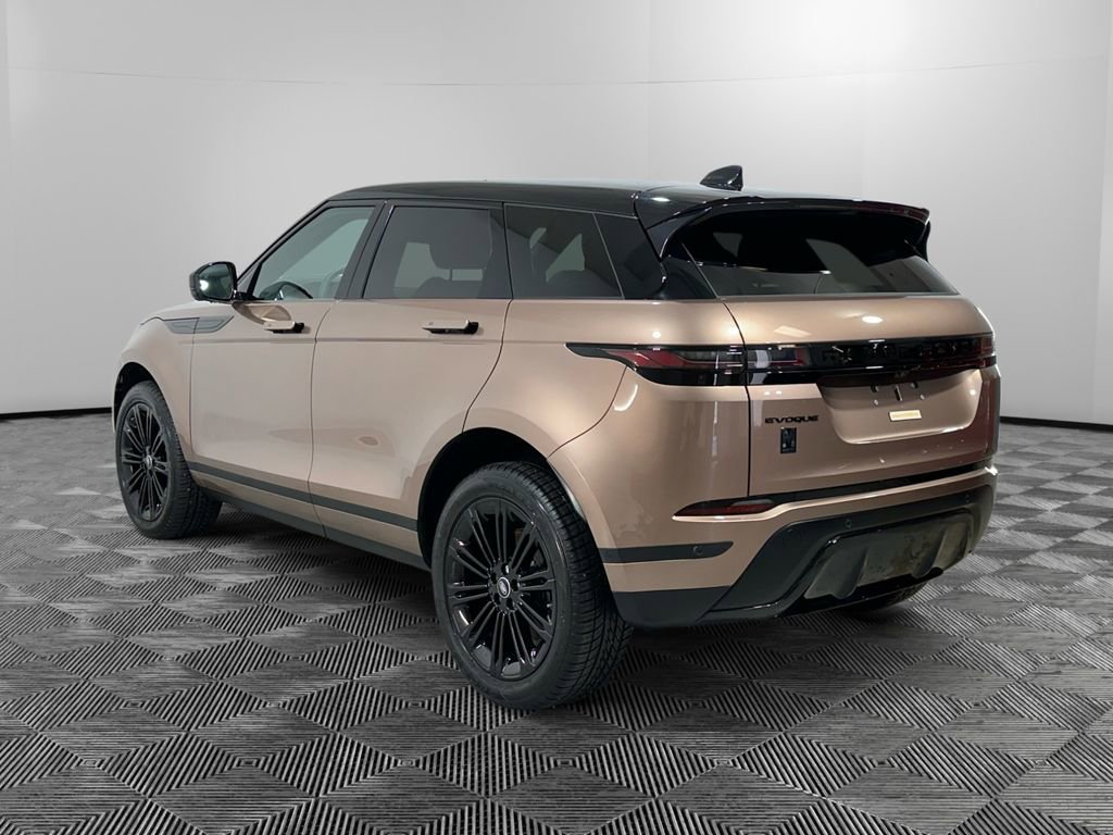 Used 2026 Land Rover Range Rover Evoque S image 3