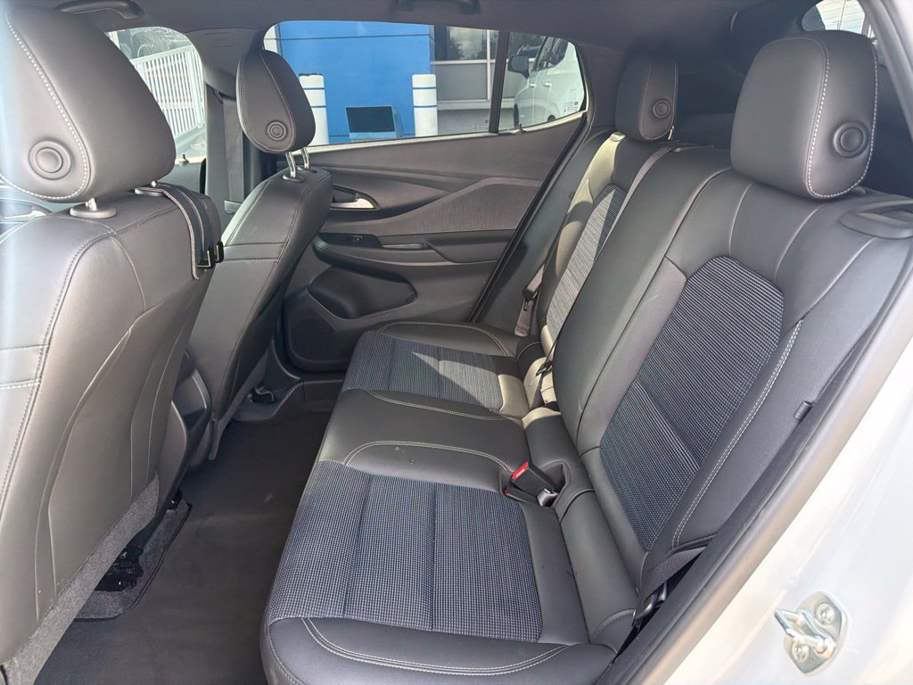 Used 2025 Buick Envista Preferred w/ Convenience I Package FWD image 17