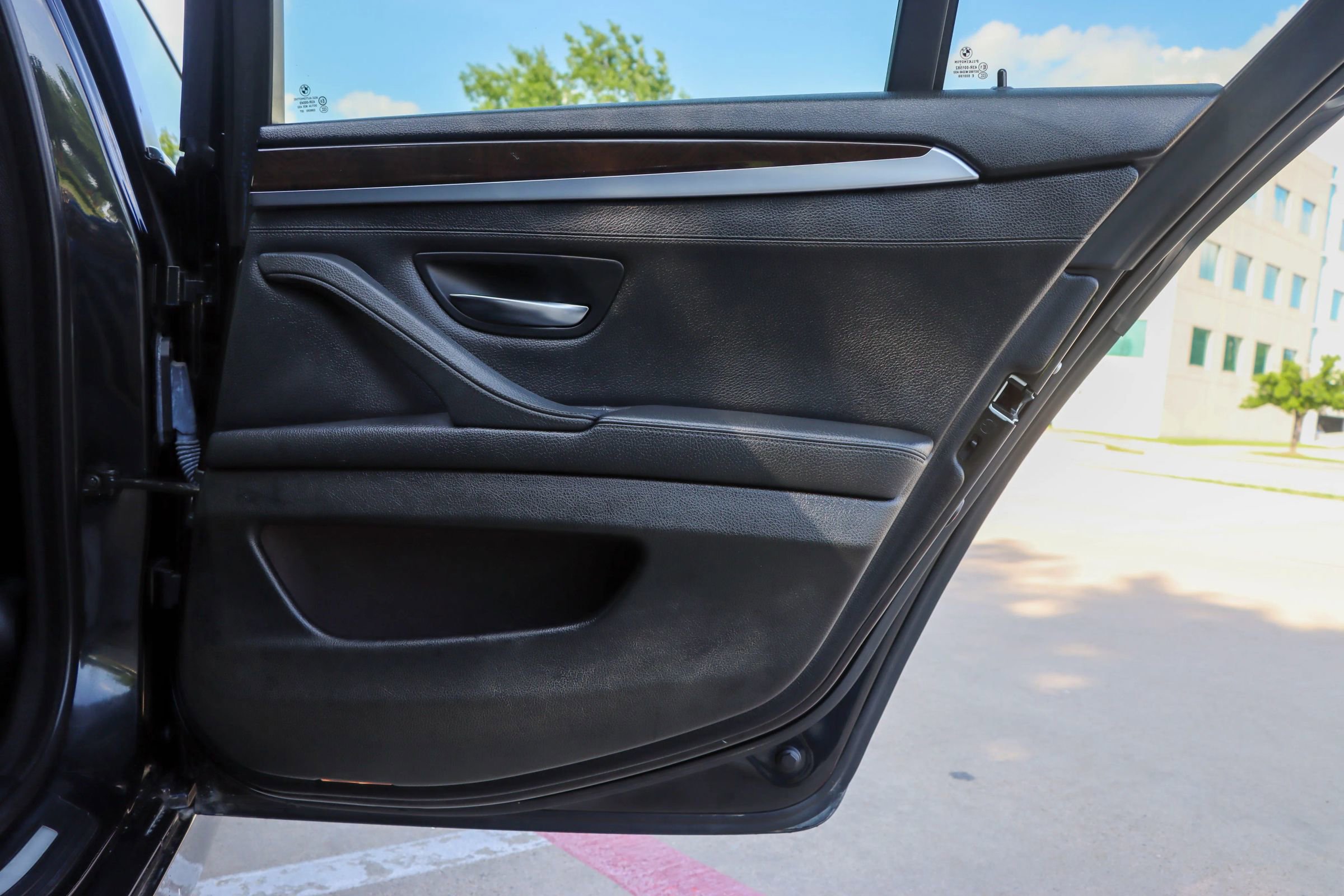 Used 2013 BMW 528i Sedan image 11