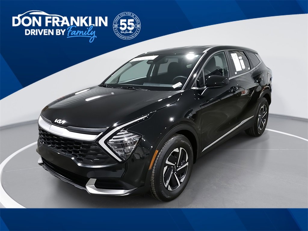Used 2024 Kia Sportage LX image 1