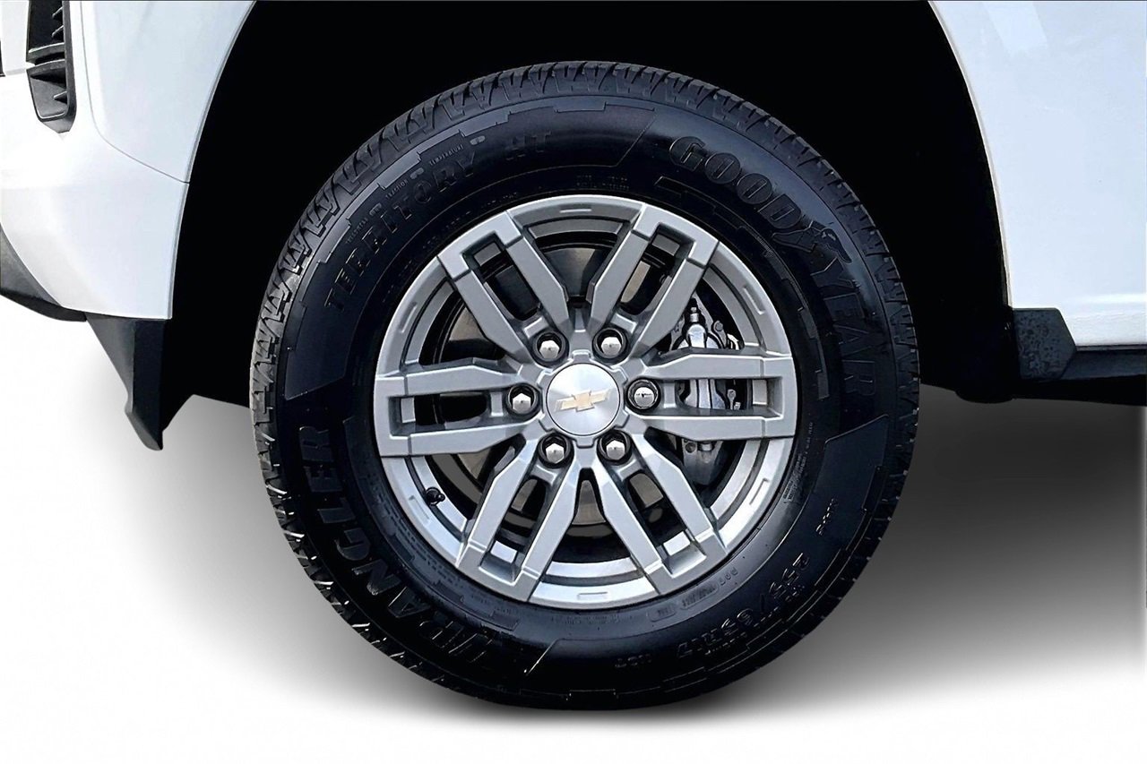 Used 2024 Chevrolet Colorado LT image 31