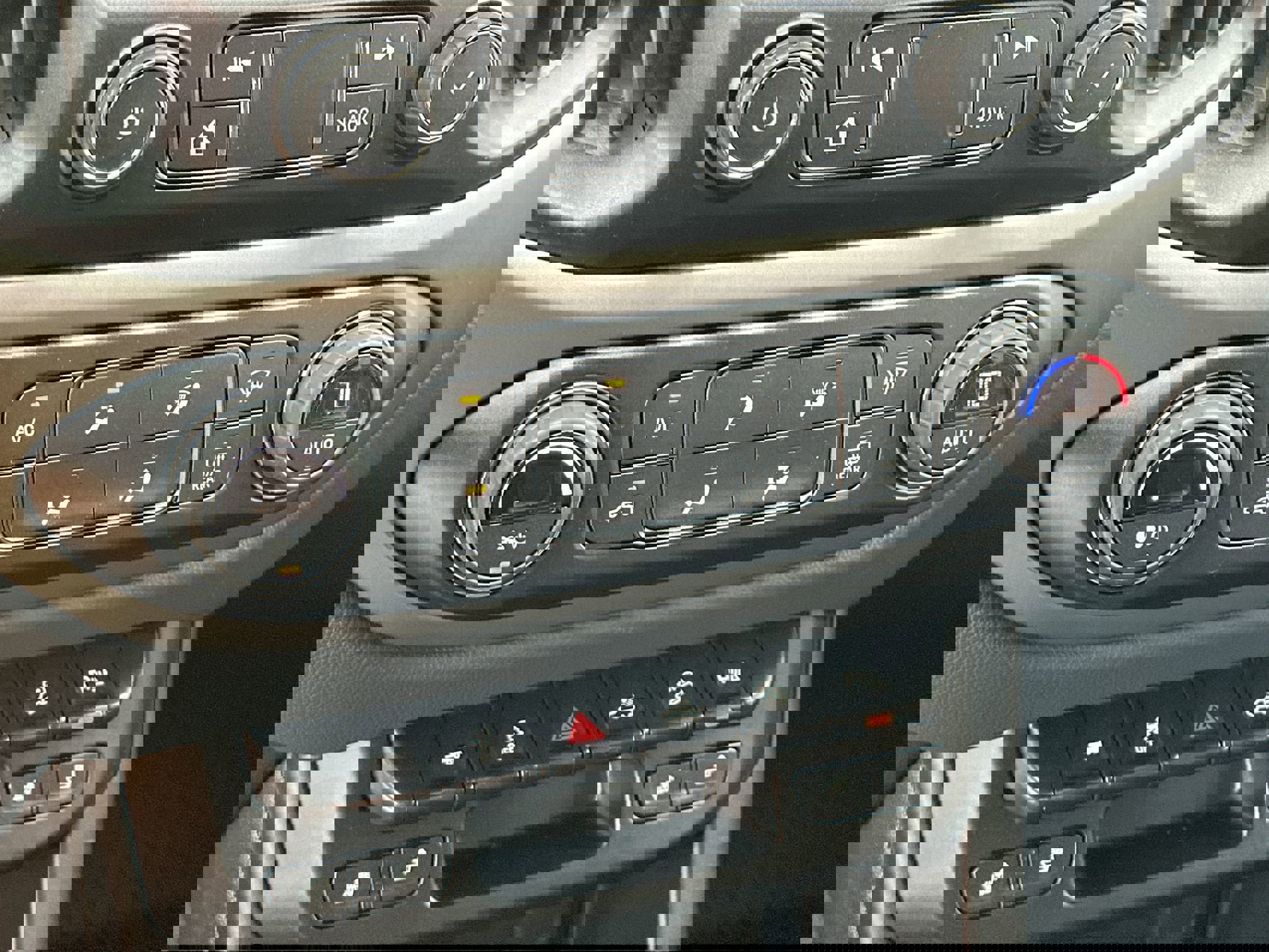 Used 2021 Chevrolet Colorado Z71 image 18