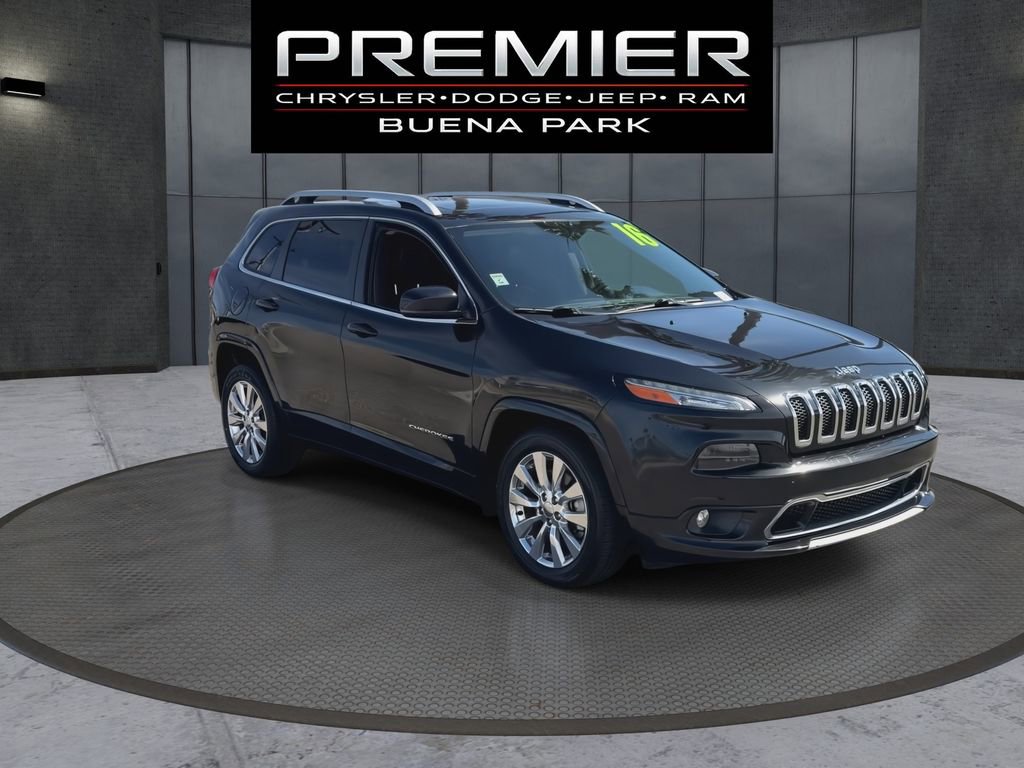 Used 2016 Jeep Cherokee Overland image 2