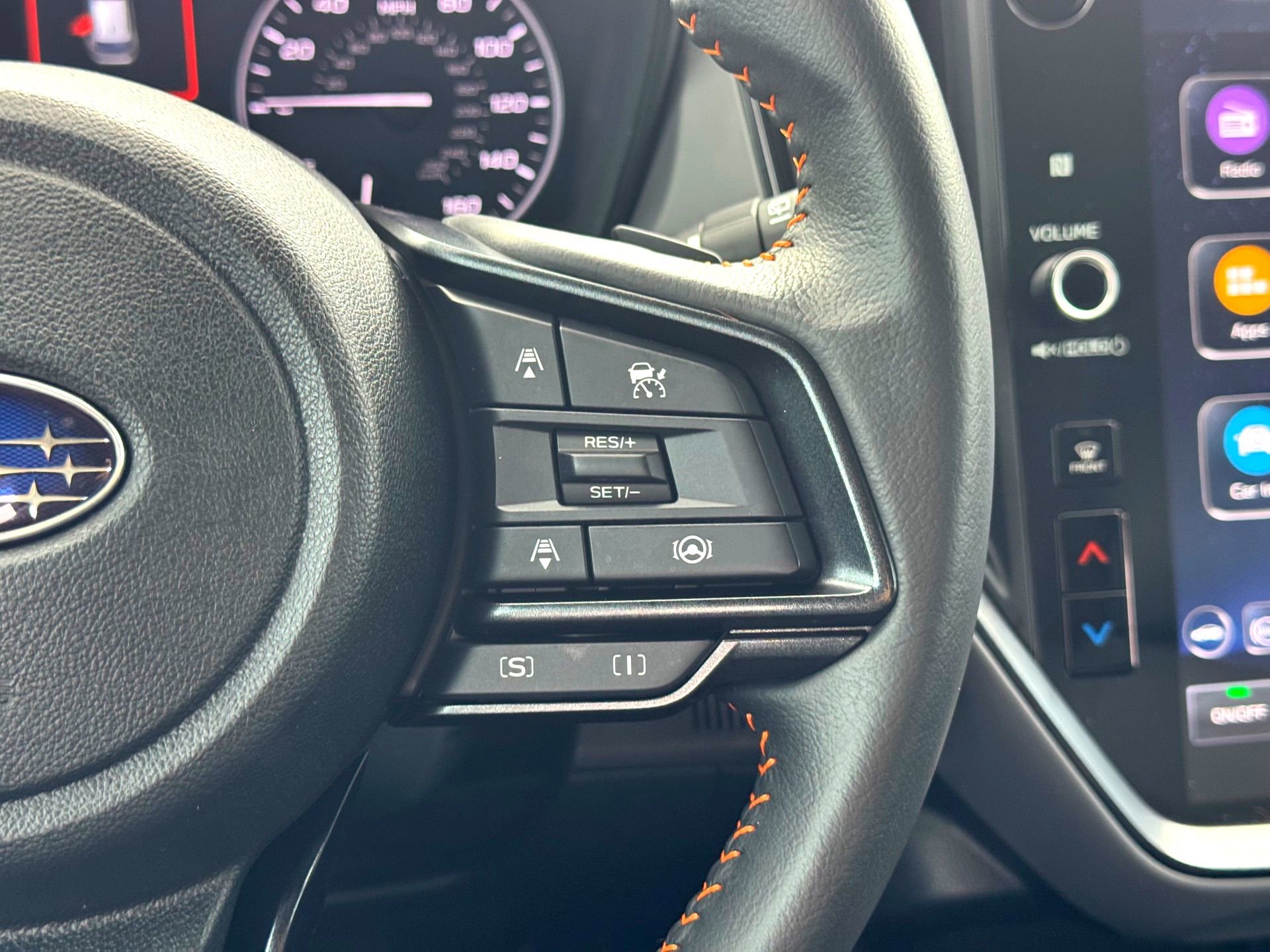 Used 2024 Subaru Crosstrek 2.5i Limited w/ Crosstrek Mirror Package image 26