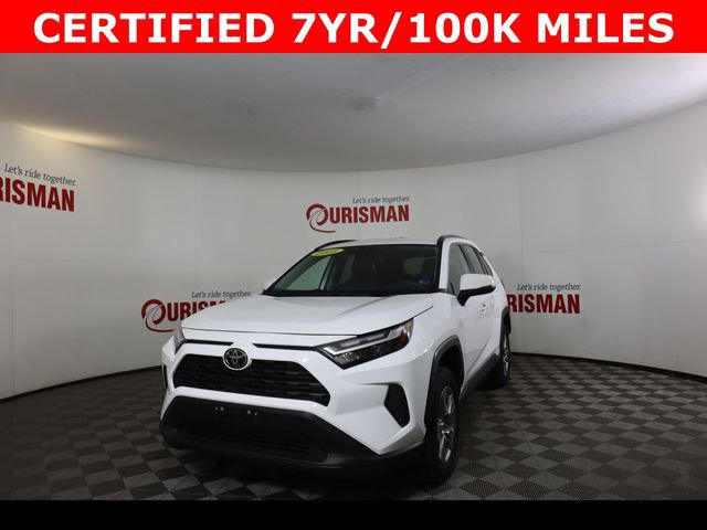 Used 2025 Toyota RAV4 XLE image 1