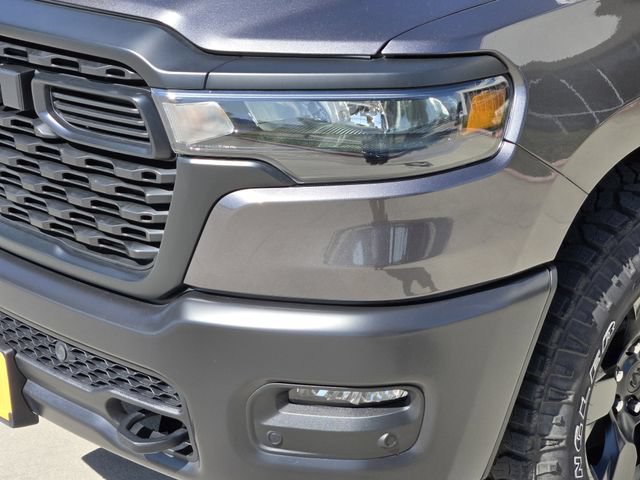 Used 2025 RAM 1500 Warlock AWD/4WD image 10