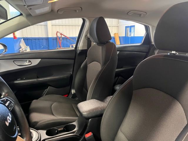 Used 2023 Kia Forte LXS w/ LXS Technology Package image 23
