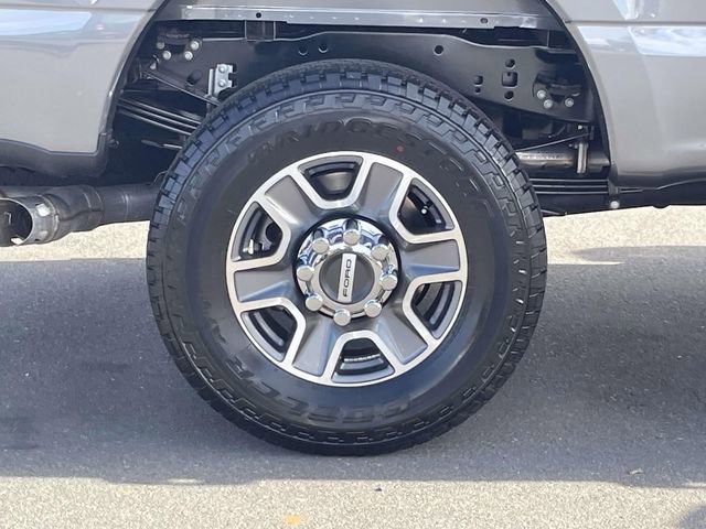 New 2026 Ford F350 Lariat w/ FX4 Off-Road Package image 7