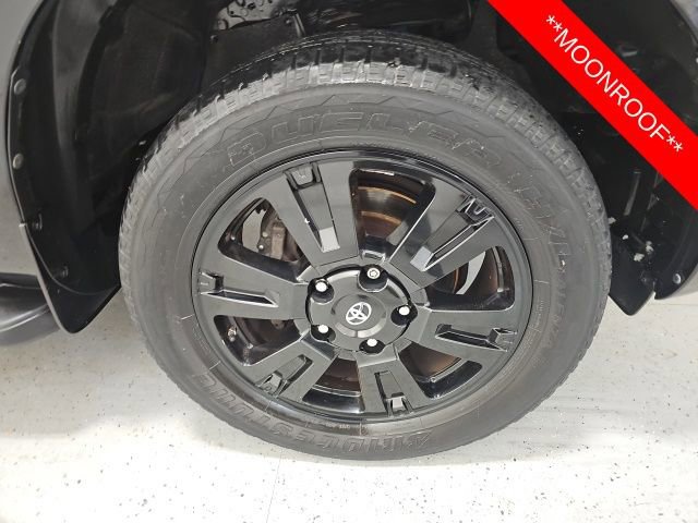 Used 2018 Toyota Sequoia TRD Sport image 8