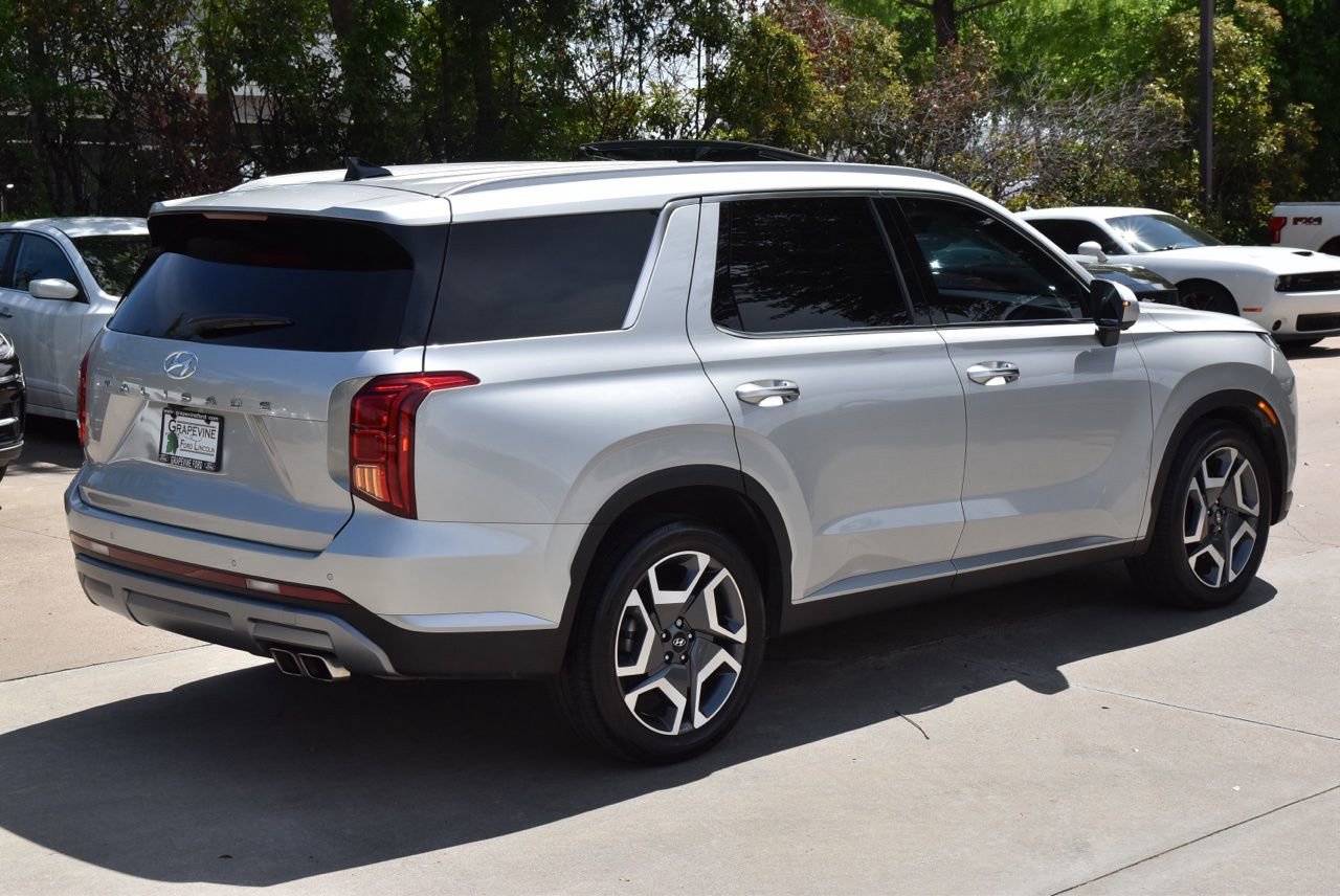 Used 2024 Hyundai Palisade SEL w/ Premium Package image 7