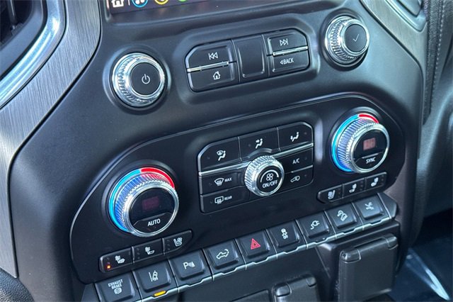 Used 2023 GMC Sierra 3500 Denali w/ Denali Black Diamond Edition image 31