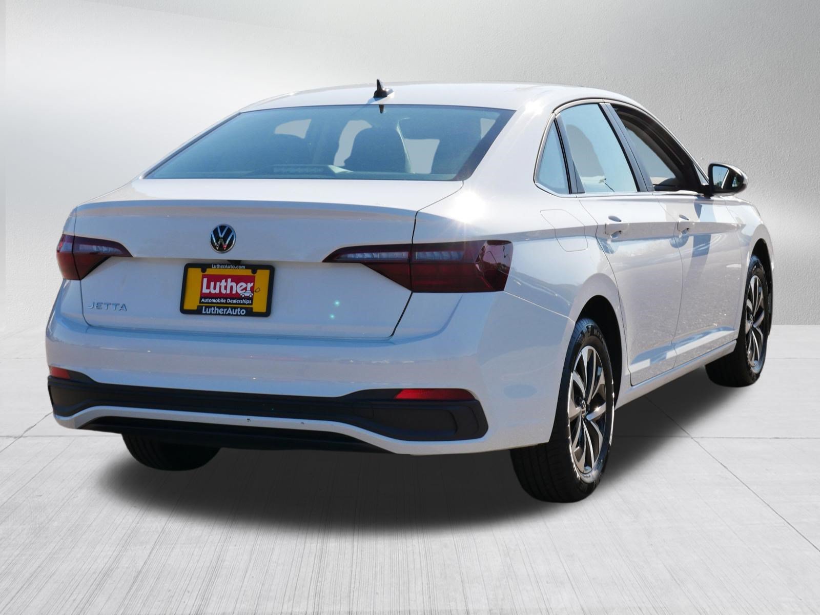 Used 2024 Volkswagen Jetta S FWD image 6