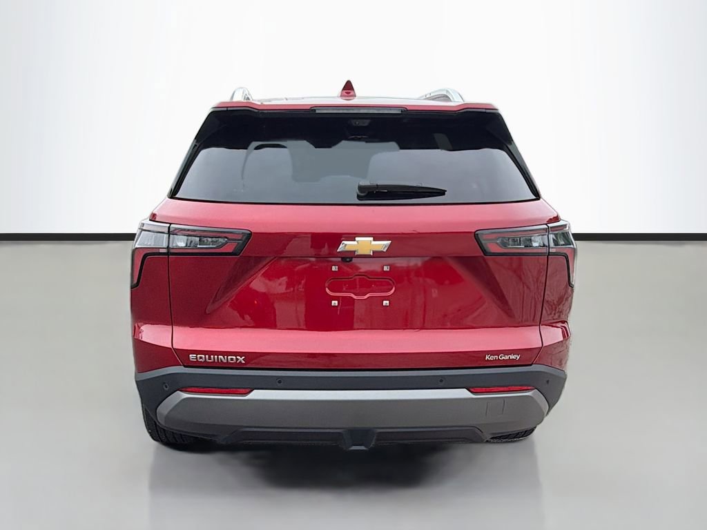 Used 2025 Chevrolet Equinox LT w/ Convenience Package II FWD image 9