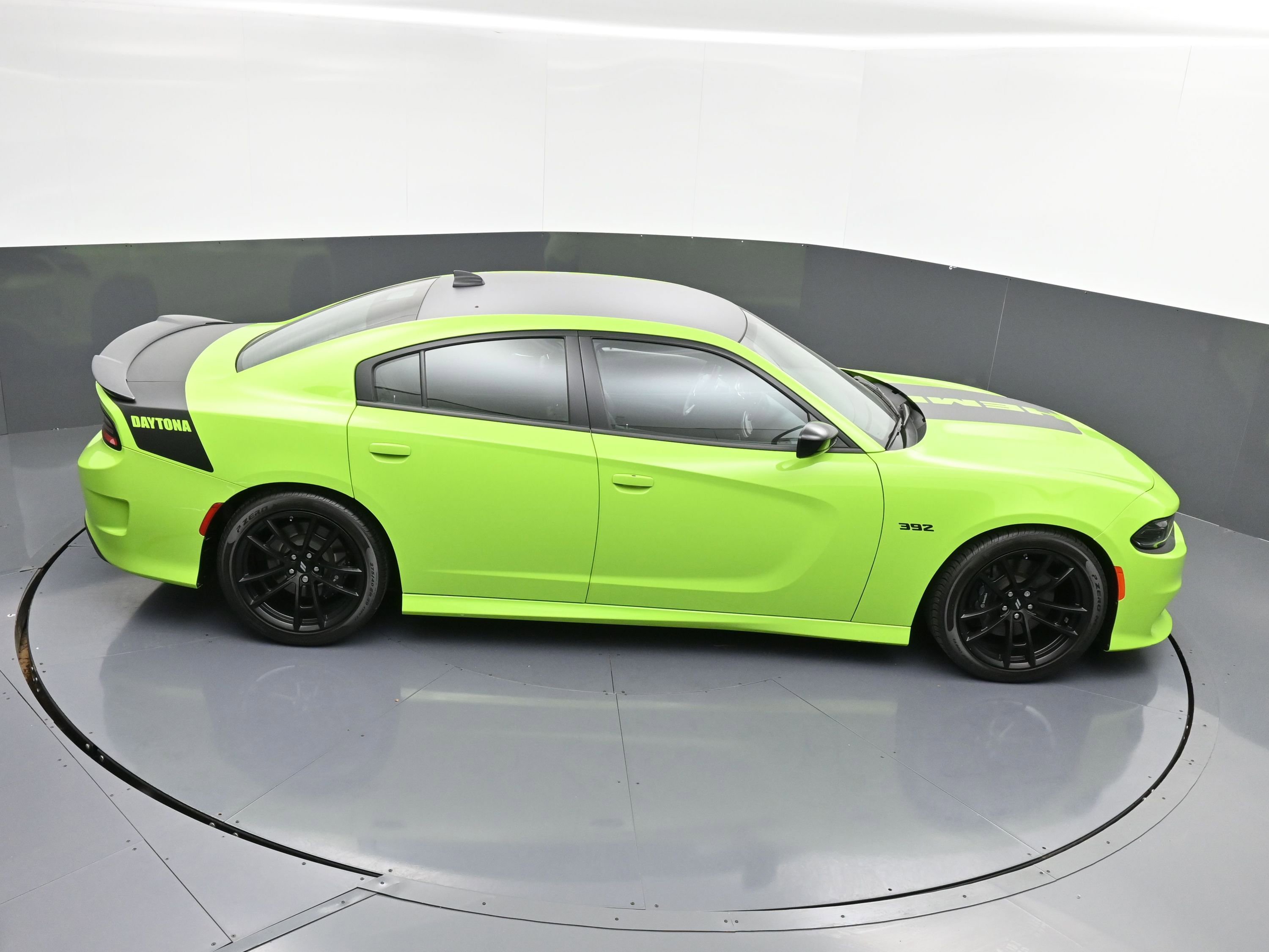 Used 2023 Dodge Charger Scat Pack w/ Daytona Edition Group image 38