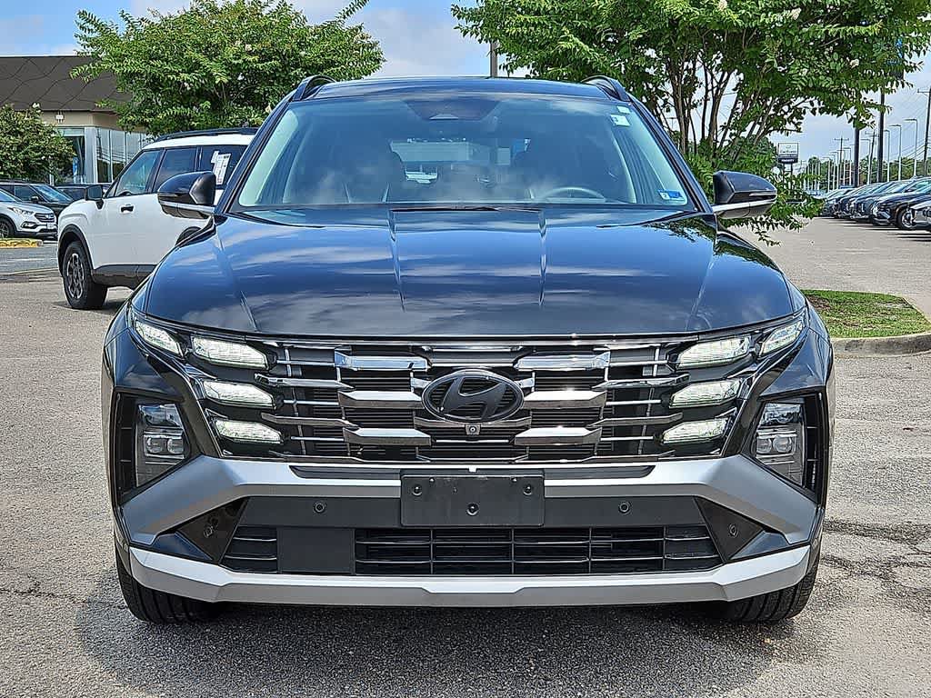 Used 2025 Hyundai Tucson Limited AWD/4WD image 2