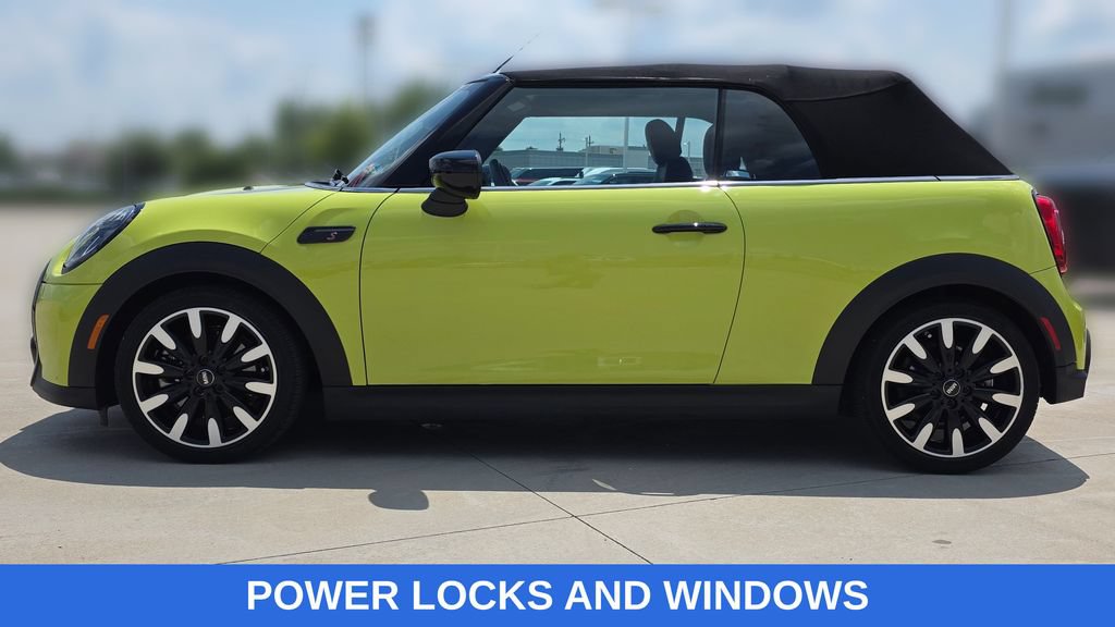 Used 2023 MINI Cooper S FWD image 2