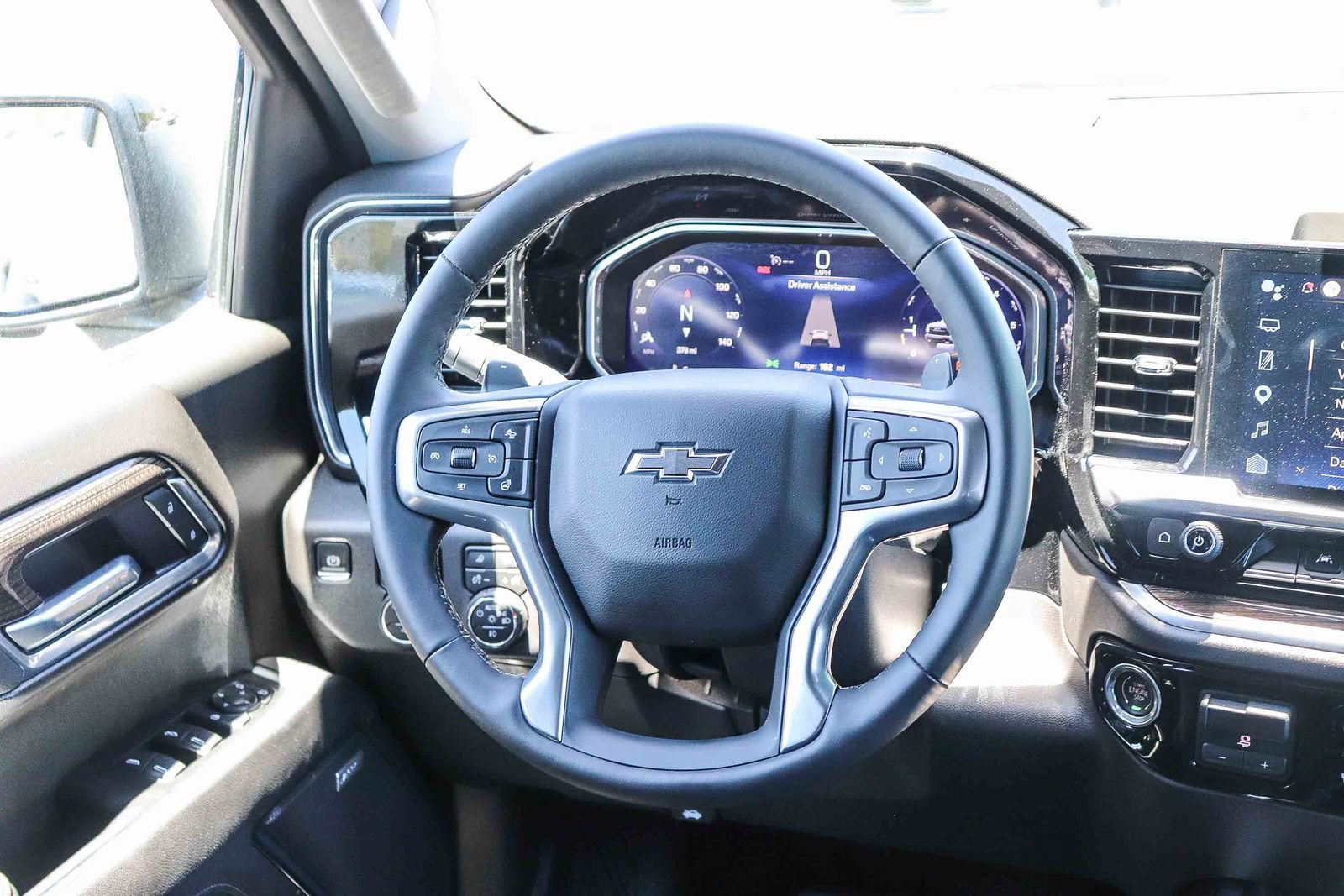 Used 2026 Chevrolet Silverado 1500 LT Trail Boss w/ Safety Package AWD/4WD image 15