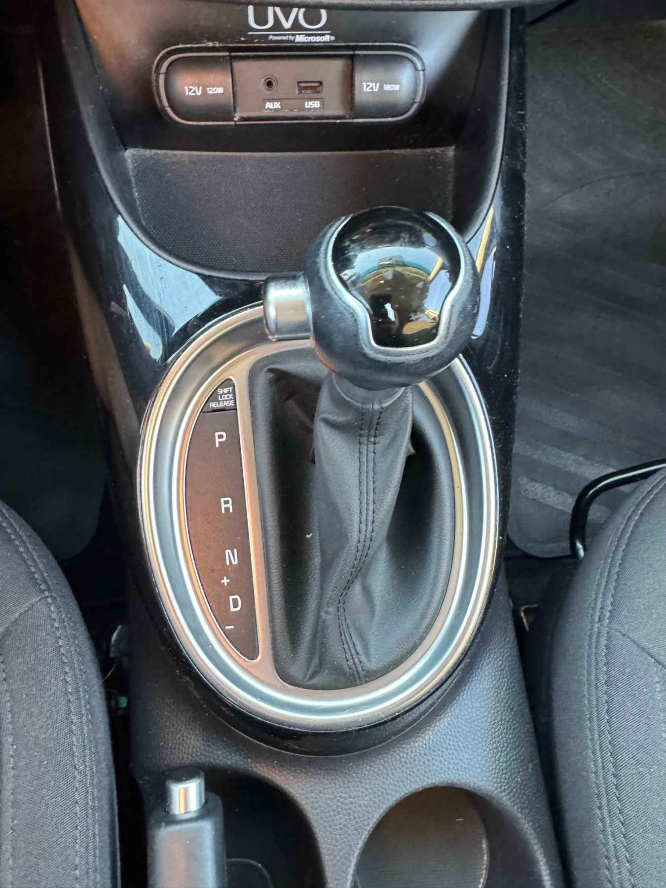 Used 2014 Kia Soul ! FWD image 22