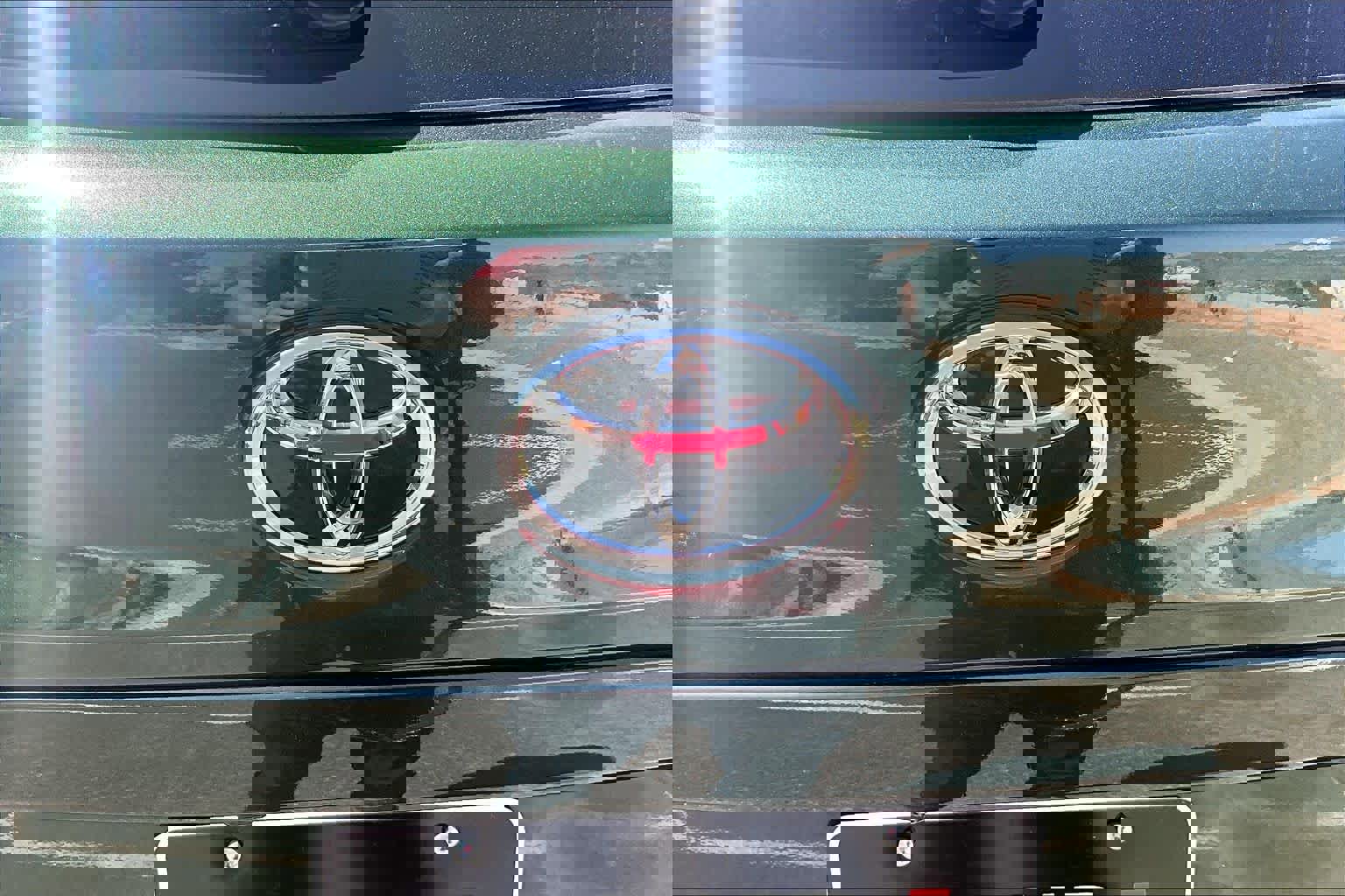 Used 2022 Toyota Corolla Cross XLE w/ Convenience Package image 33