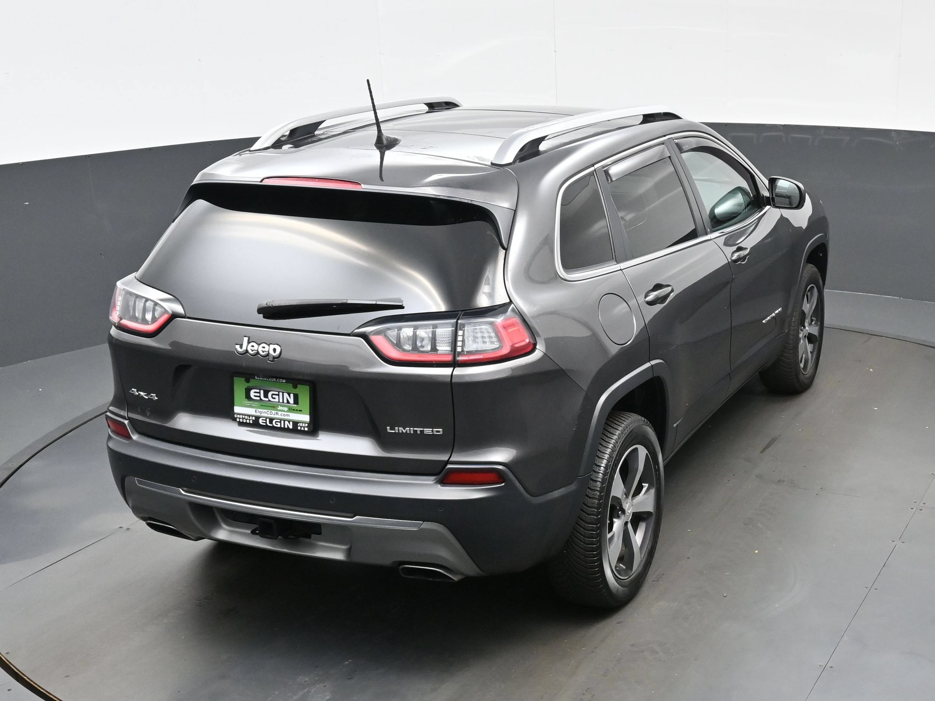 Used 2019 Jeep Cherokee Limited w/ Trailer Tow Group AWD/4WD image 42
