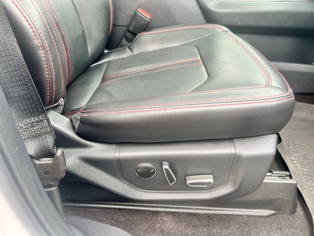 Used 2022 Ford Expedition Max Limited image 39