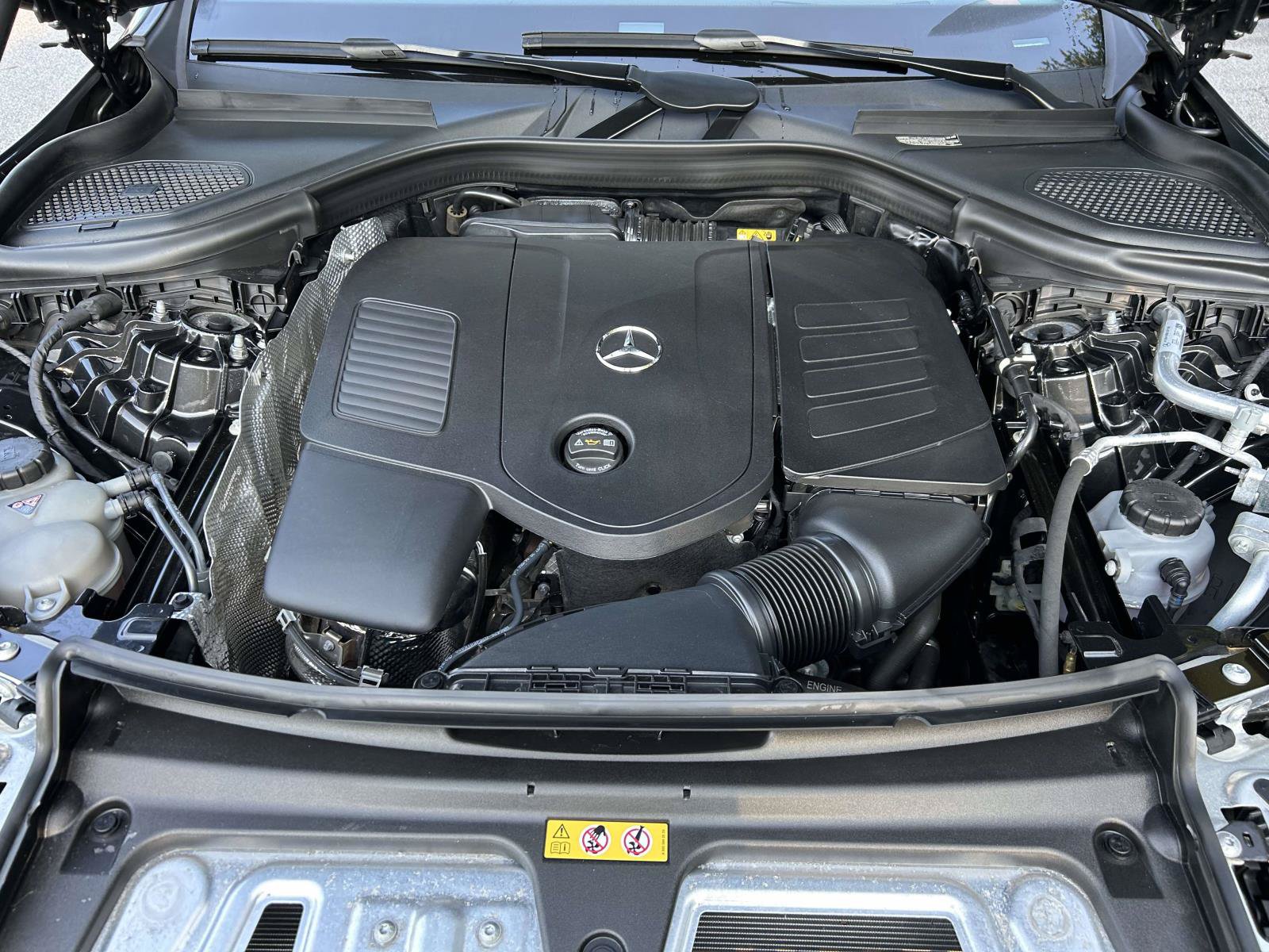 Used 2024 Mercedes-Benz GLC 300 4MATIC image 50