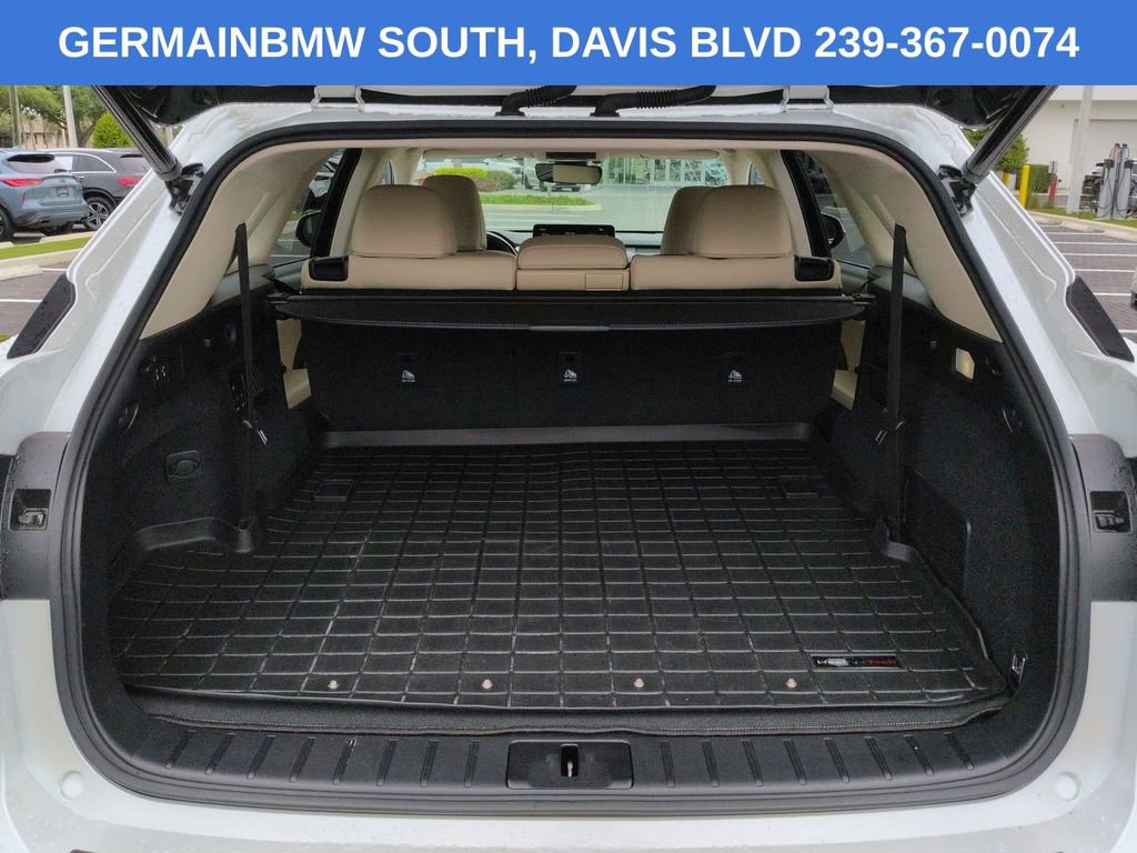 Used 2022 Lexus RX 350L Premium w/ Premium Package AWD/4WD image 14