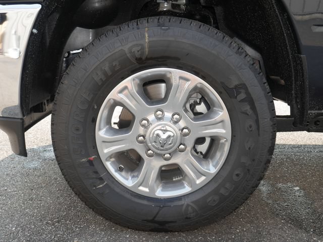New 2026 RAM 2500 Big Horn AWD/4WD image 11