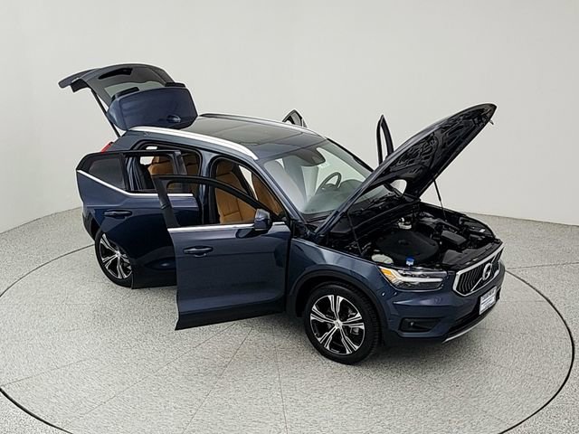 Certified 2022 Volvo XC40 T5 Inscription w/ Advanced Package AWD/4WD image 36