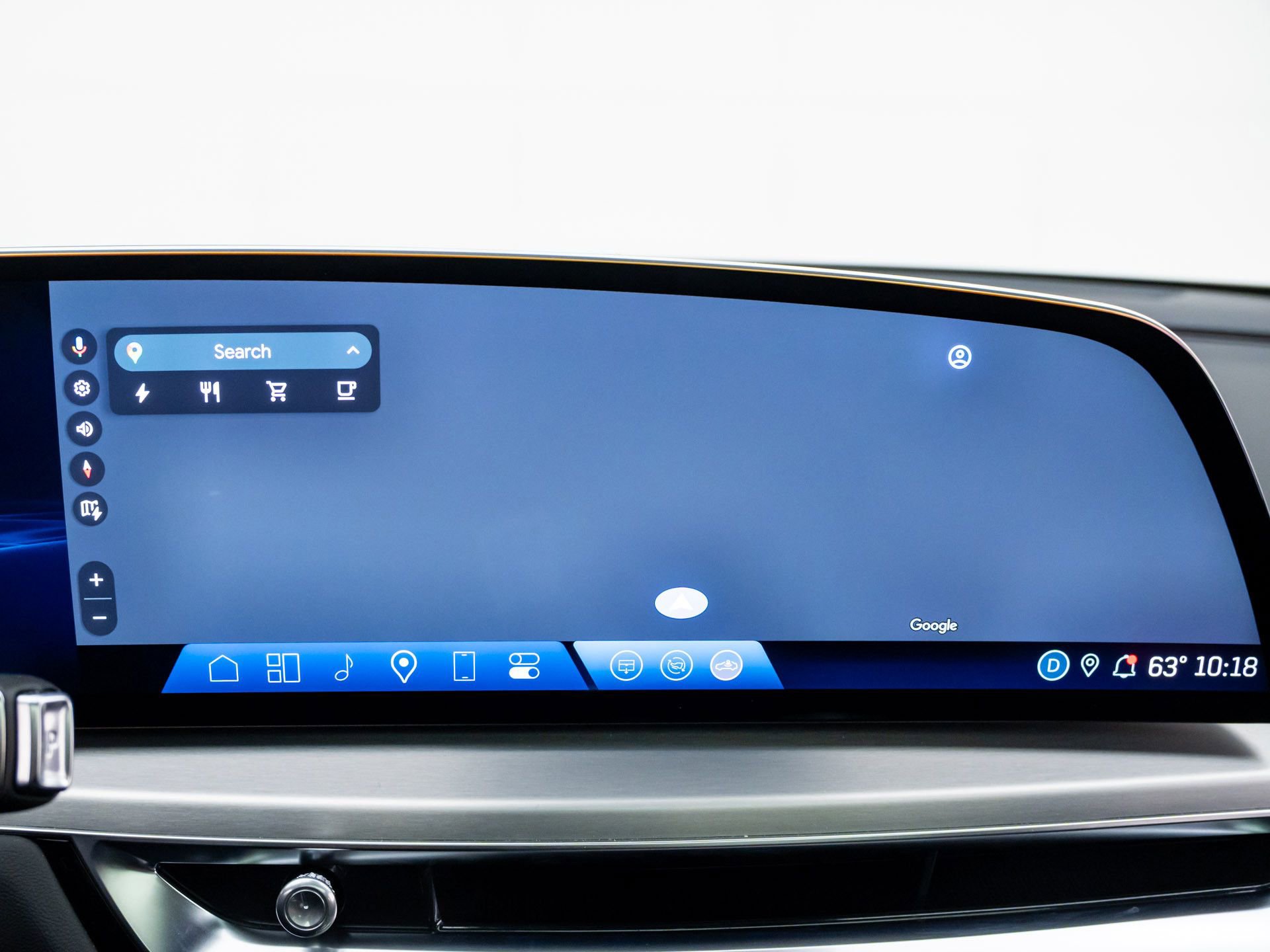 Certified 2025 Cadillac Lyriq Luxury w/ LPO, Floor Liner Package image 28