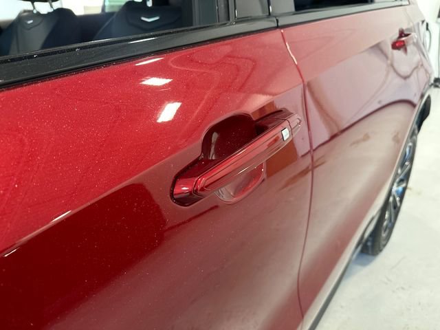 Certified 2024 Cadillac XT4 Sport image 11