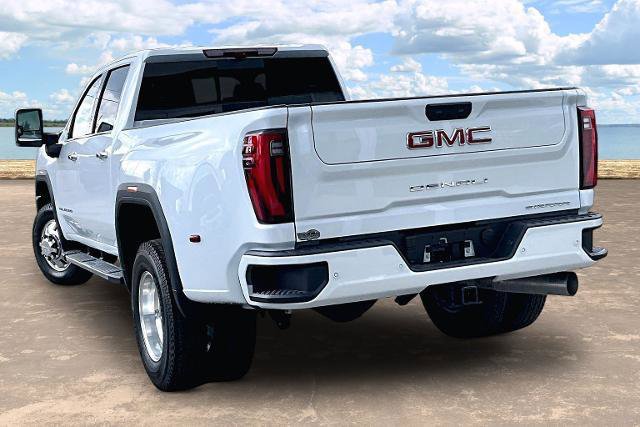 New 2026 GMC Sierra 3500 Denali w/ Denali Reserve Package image 3