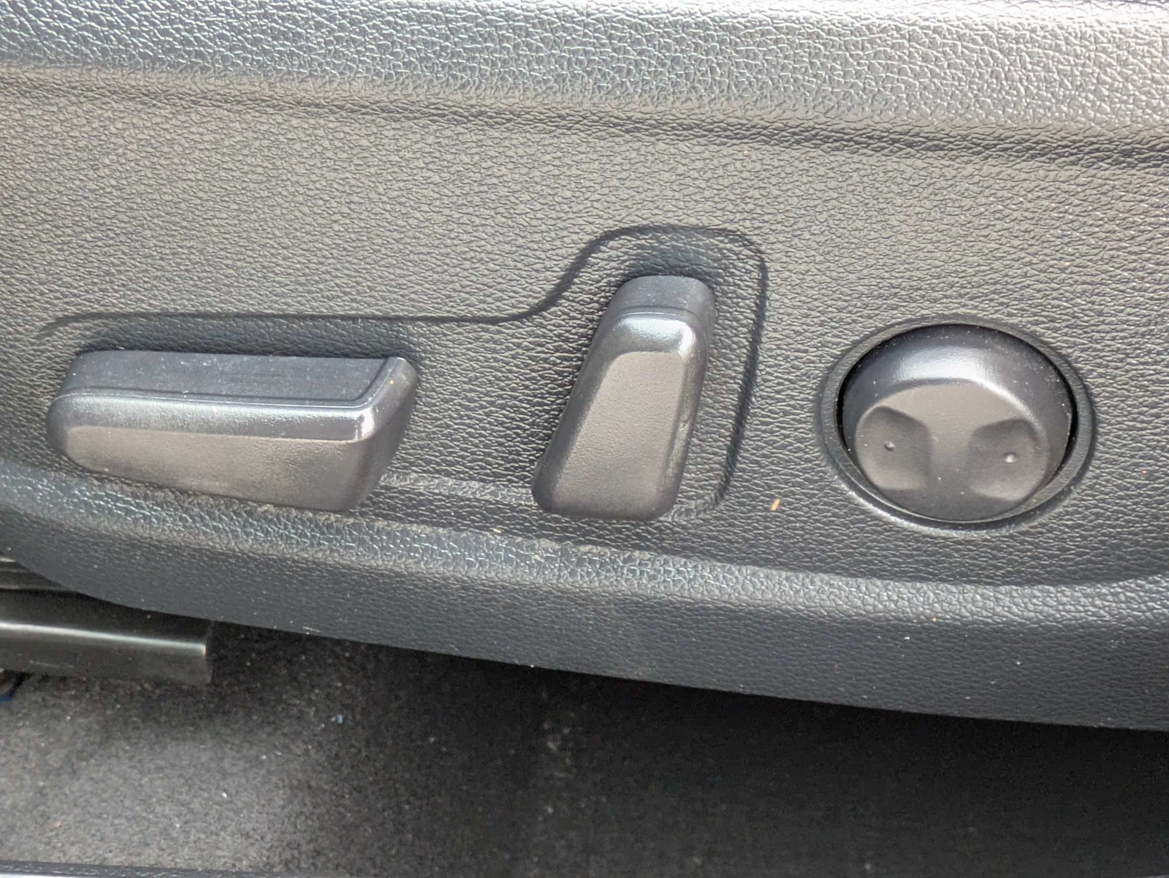 Certified 2024 Kia Seltos EX FWD image 24