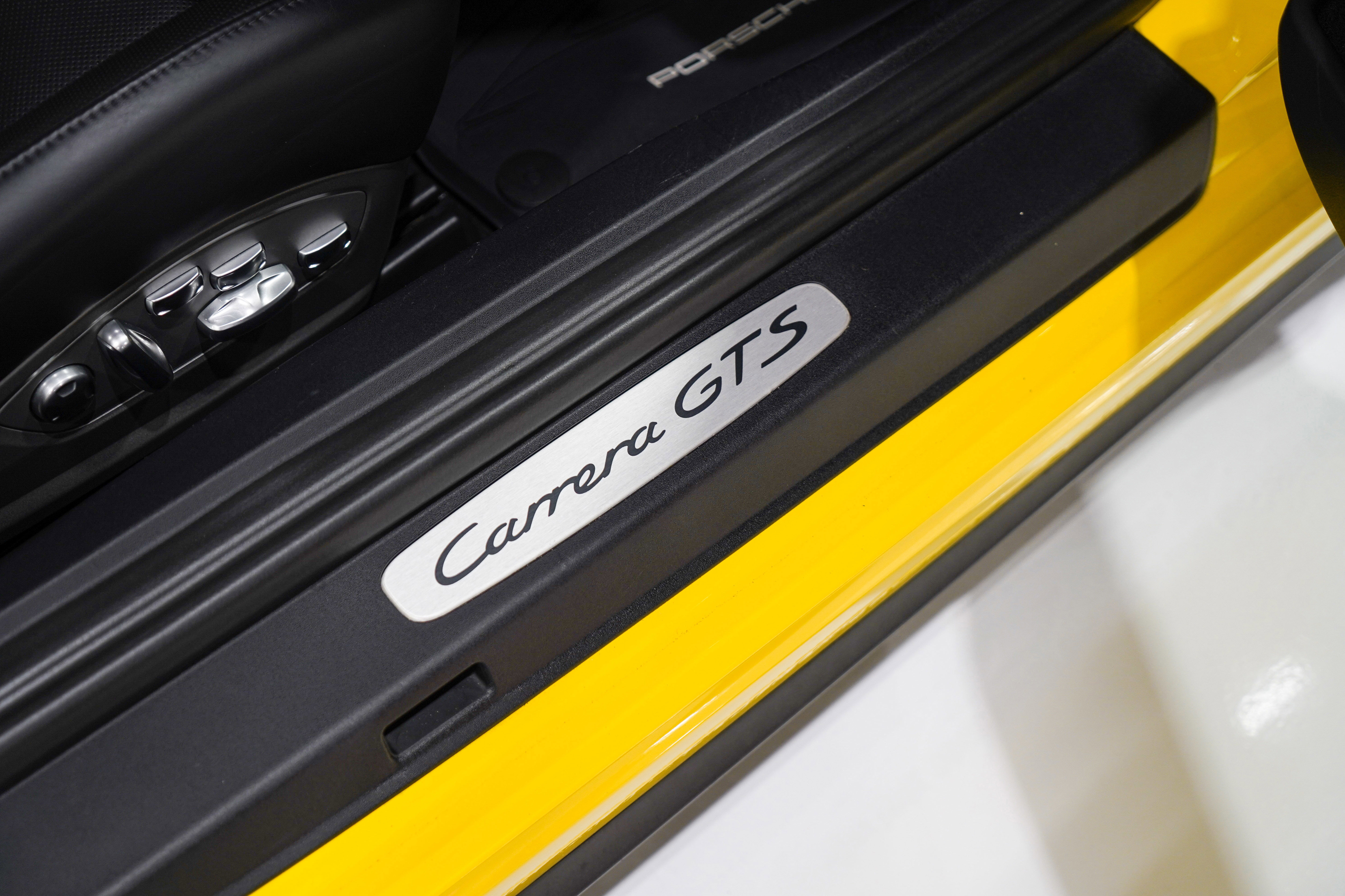 Used 2019 Porsche 911 Carrera GTS RWD image 23