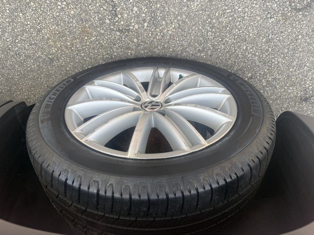 Used 2016 Volkswagen Tiguan S image 15