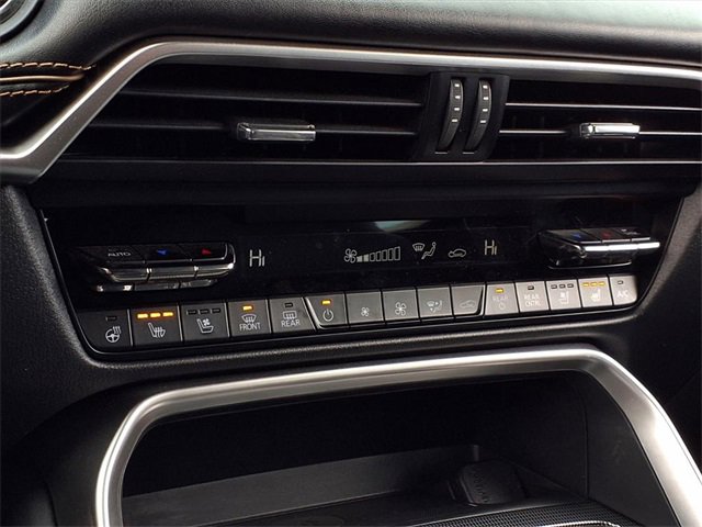 Used 2024 MAZDA CX-90 Plug-In Hybrid w/ Premium Plus image 22