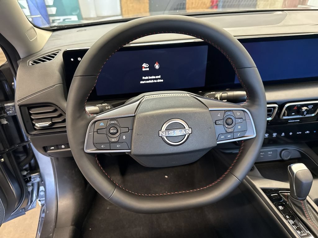New 2026 Nissan Sentra SR w/ SR Premium Package FWD image 11
