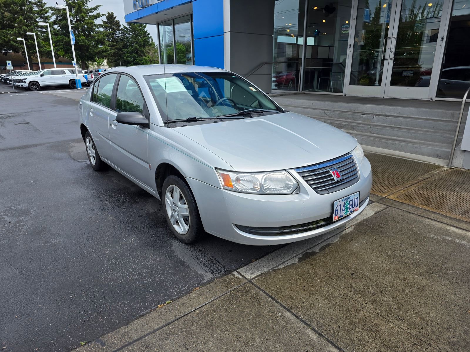 Used 2007 Saturn ION Level 2 w/ Preferred Pkg FWD image 1